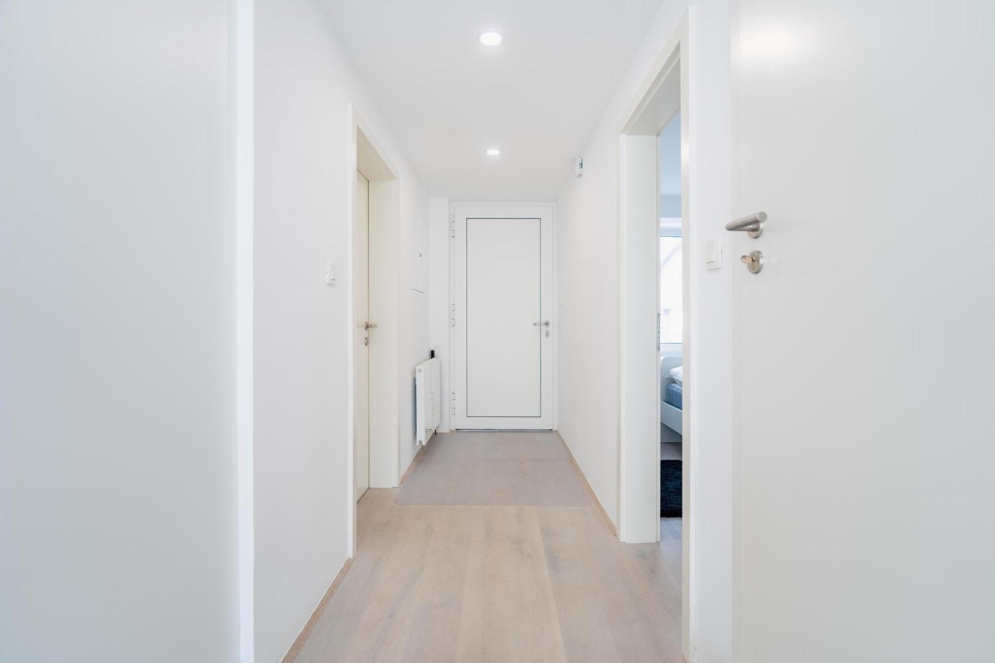 לובליאנה Black & White Apartments Rozna Dolina מראה חיצוני תמונה